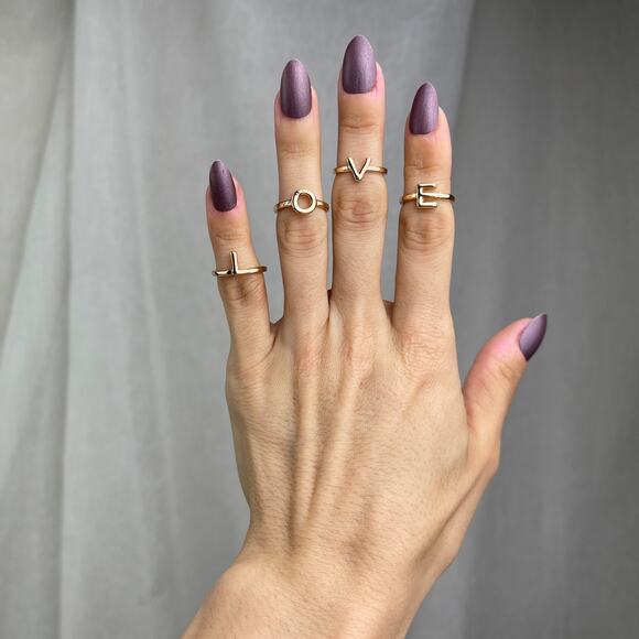 💕 NWOT Gold Tone L O V E Midi Ring Set Size 3 - 3.5 LOVE Stacking Rings - Picture 3 of 14